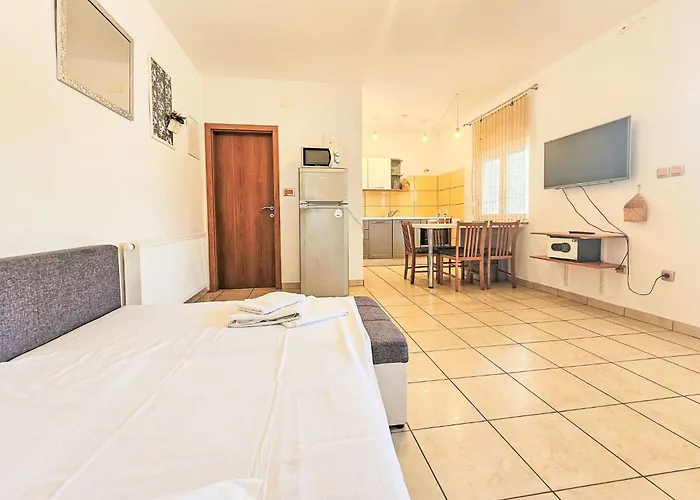 Vakantiehuis Joy On Countryside By Interhome Šibenik